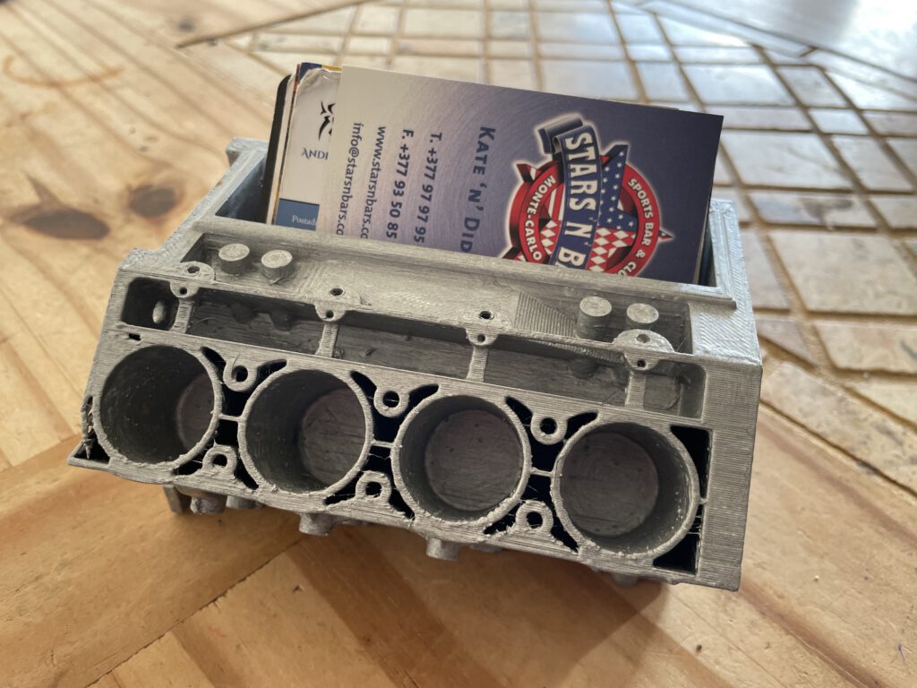 V8 engine 3D printed